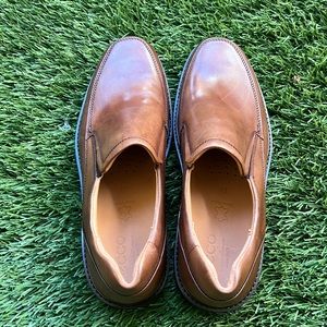 Size 9.5, men’s dress shoes, ecco brand, brown